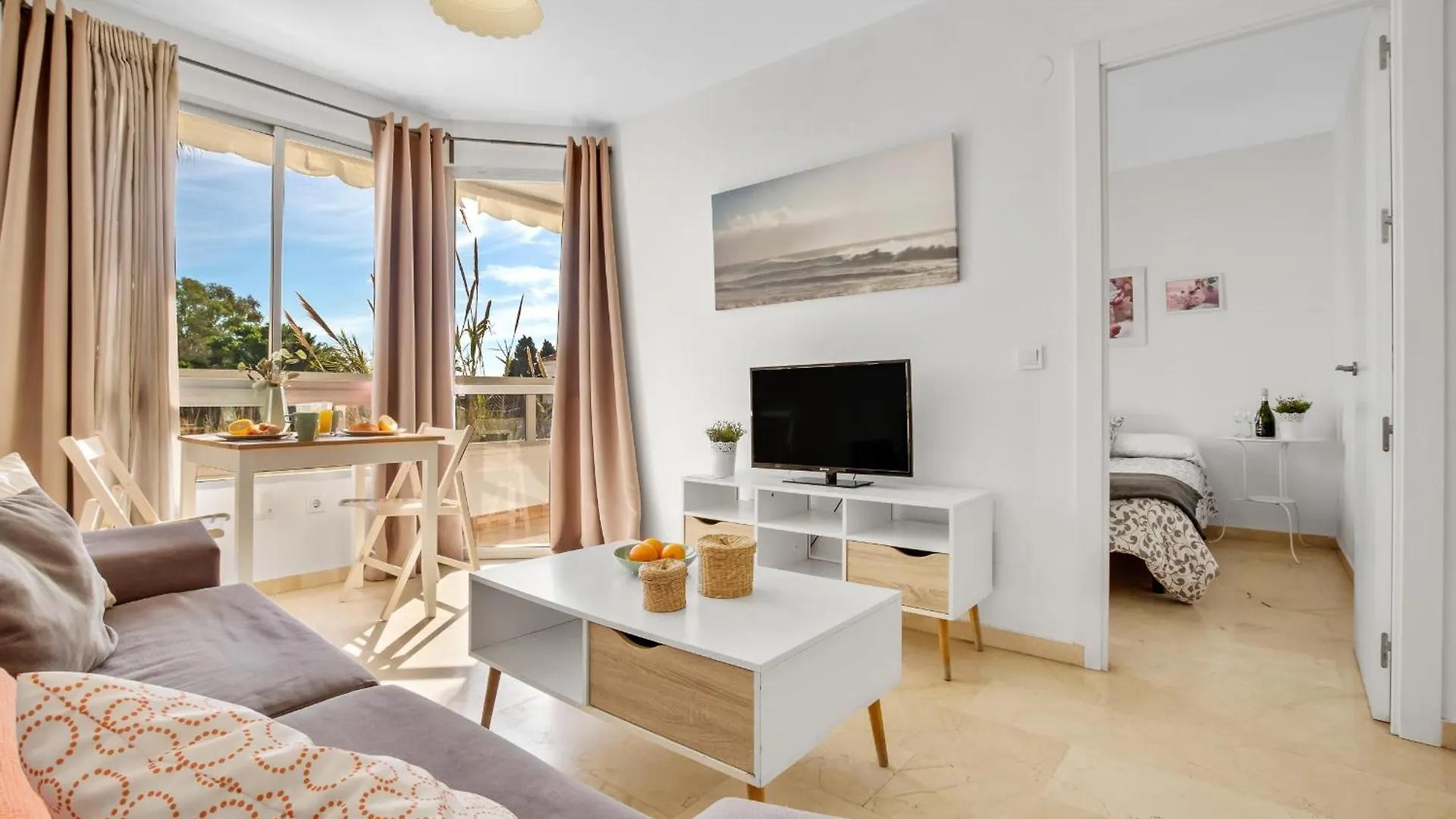 Apartamento Vistamarina A201 by IVI Real Estate Torremolinos España
